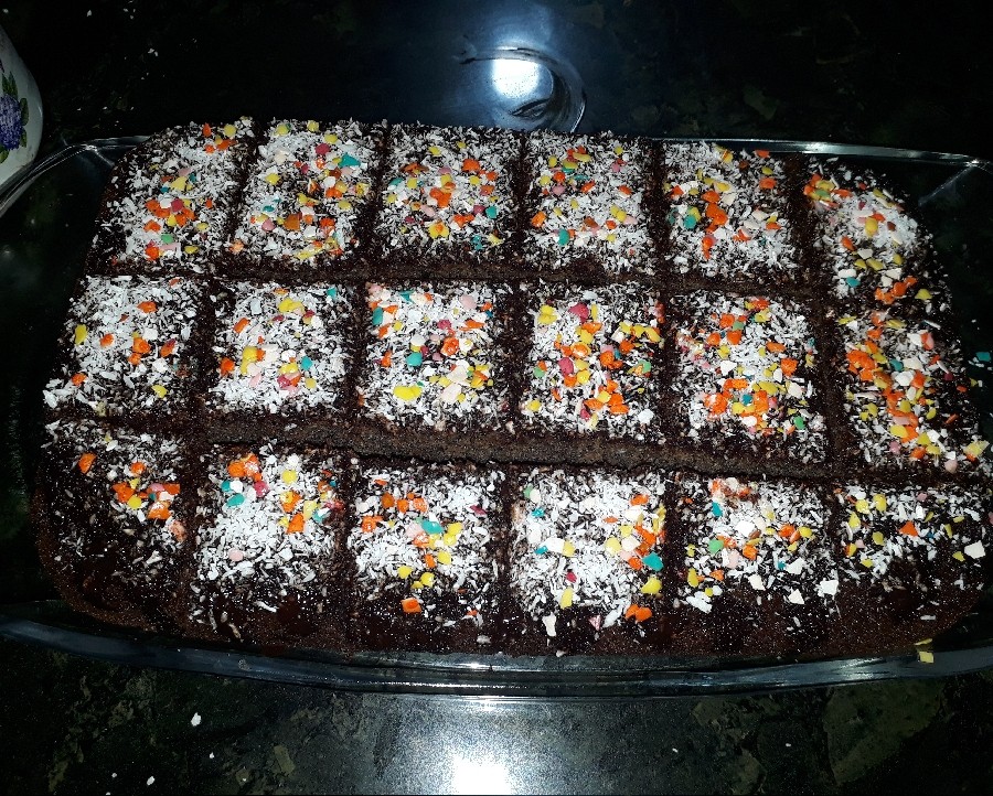 عکس کیک شکلاتي نارگیلي