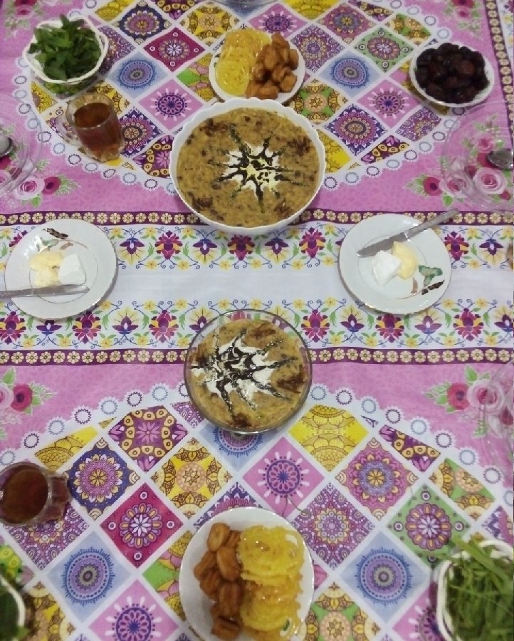 عکس افطاری شب۲۸ماه رمضان