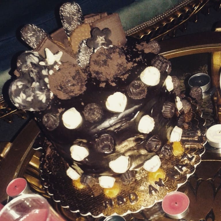 عکس کیک شکلاتی جان پری پز