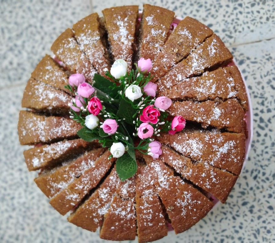 عکس کیک ساده خونگی (البته عجله ای)