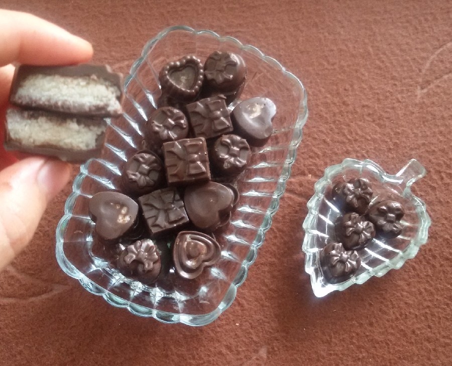 عکس شکلات نارگیلی خانگی