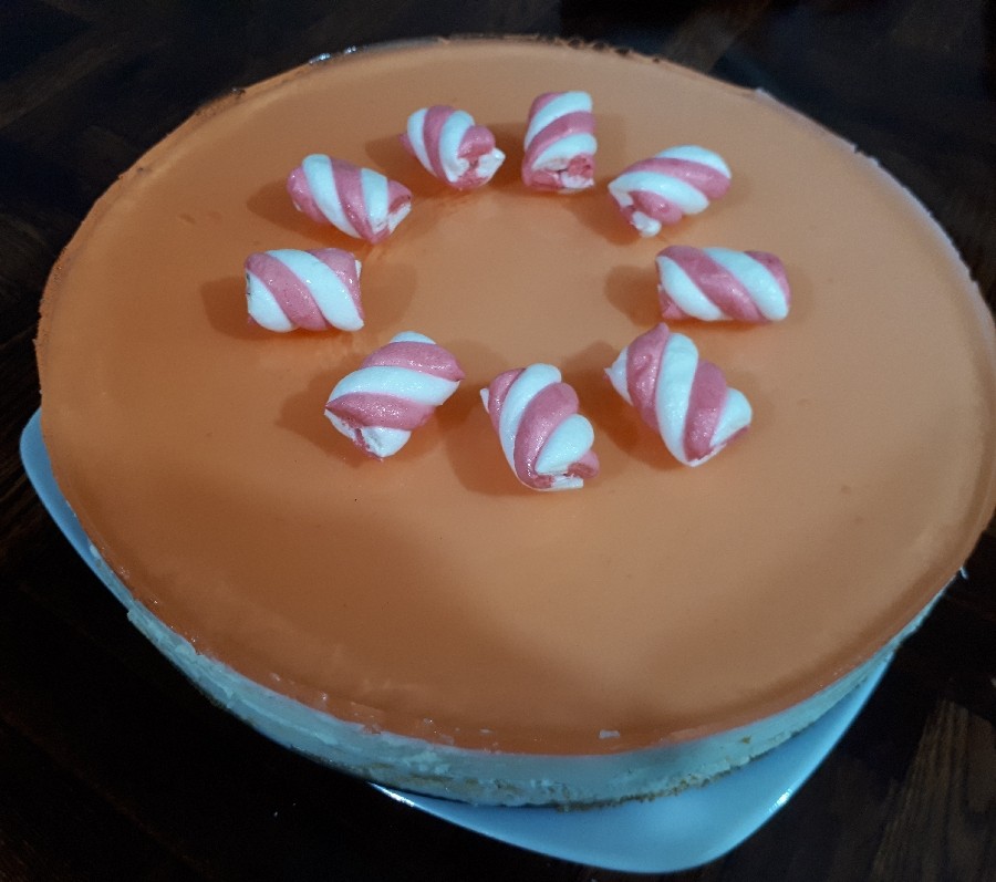 عکس چیز کیک با ژله هلو