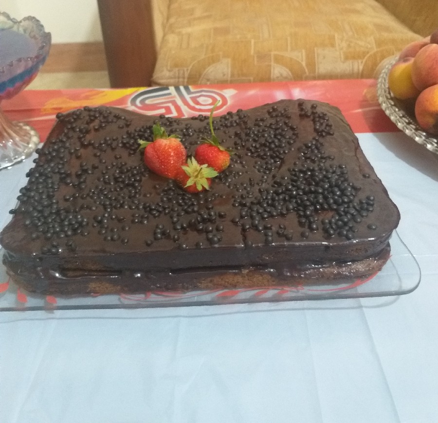 کیک با گاناش کاکائو