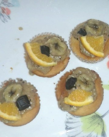 کاپ کیک موز و پرتقال 