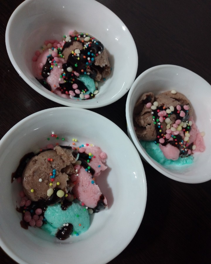 بستنی خانگی