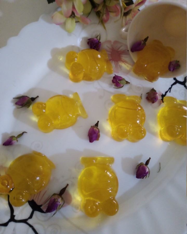 عکس *"پاستیل آناناسی با گلوکز خونگی که خودم درست کردم *"