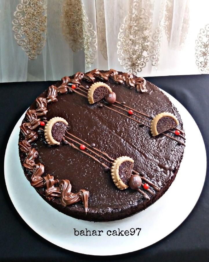 عکس کیک دبل شکلات(پاپیون تو پیجم نزااااار)