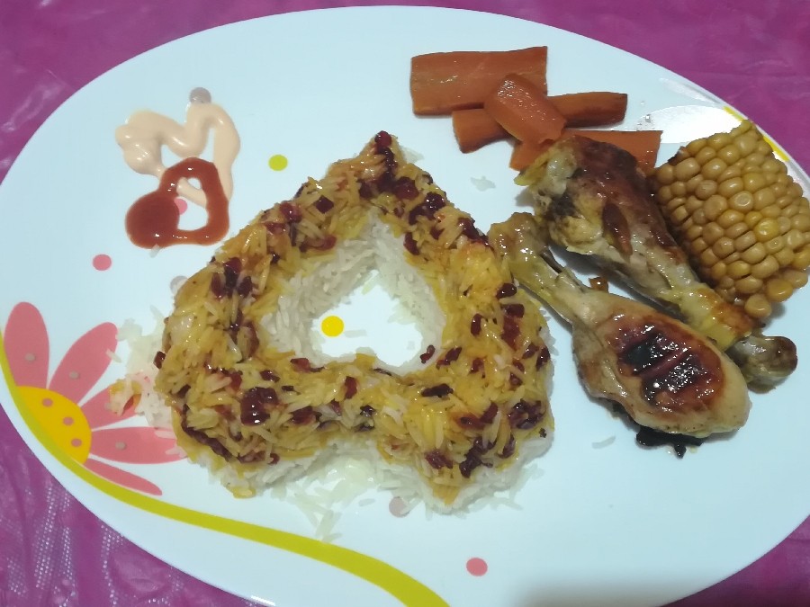 عکس مرغ و سبزیجات با ماهی تابه رژیمی?