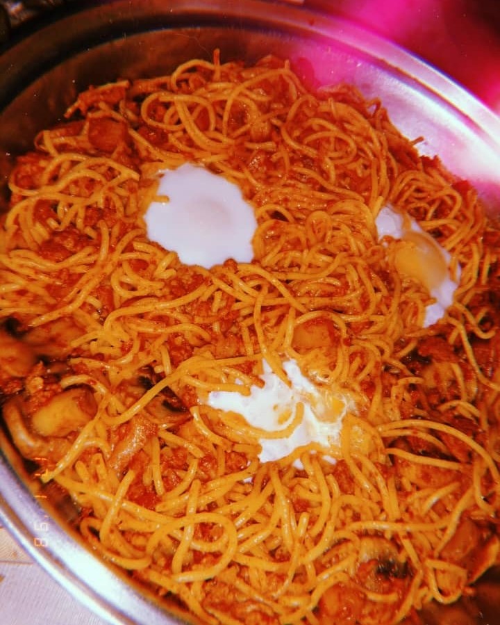 عکس ماکارونی و تخم مرغ