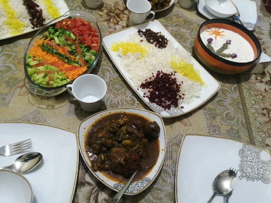 عکس خورشت چغاله بادوم
