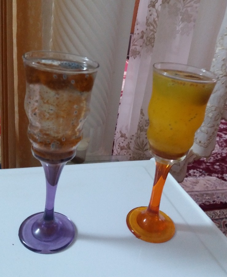 عکس شربت پرتقالی و بیدمشک