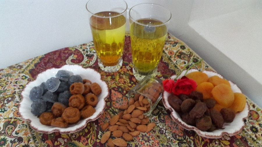 عکس یخ تخم شربتی و خاکشیر