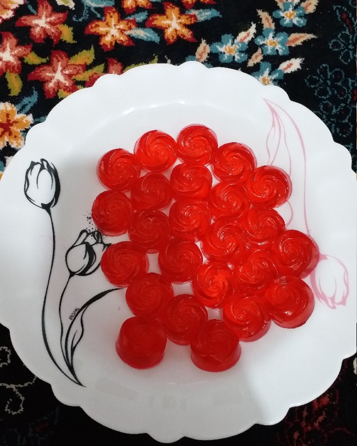 پاستیل های  توت فرنگی خونگی 