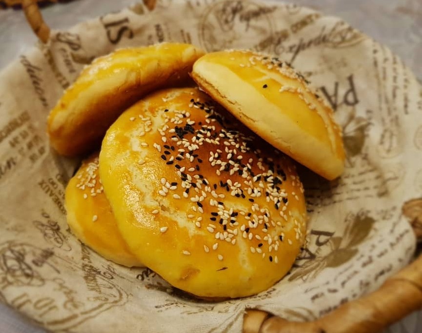 عکس نان فطیر محلی در تستر
