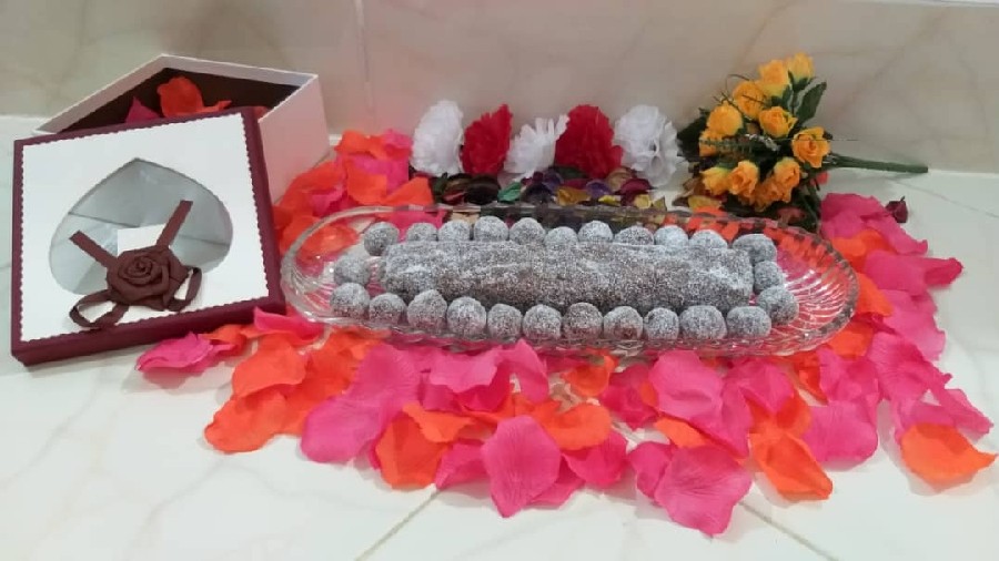 عکس بسکویتهای خرمایی خوشمزه برا عصرونه