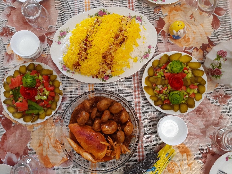 عکس چلو با خورشت قارچ و مرغ