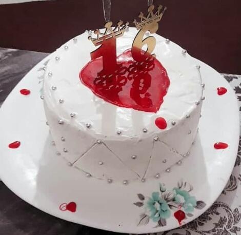 کیک تولد دختر خاله ببخشید دیر شد 