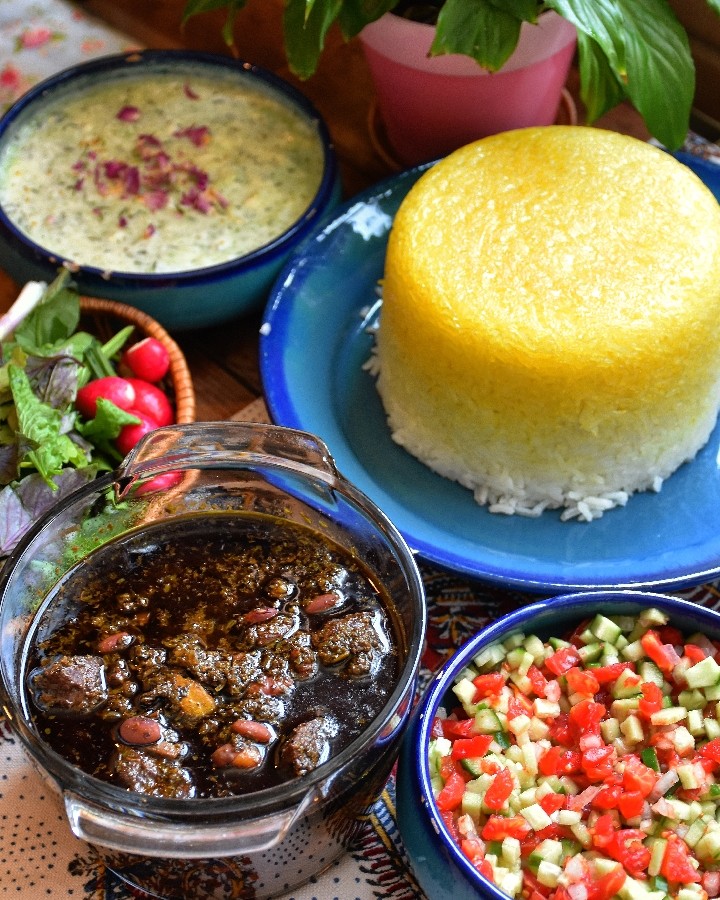 عکس قورمه سبزی شروین
