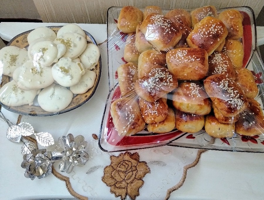 شیرینی دانمارکی و پیچ انگشتی