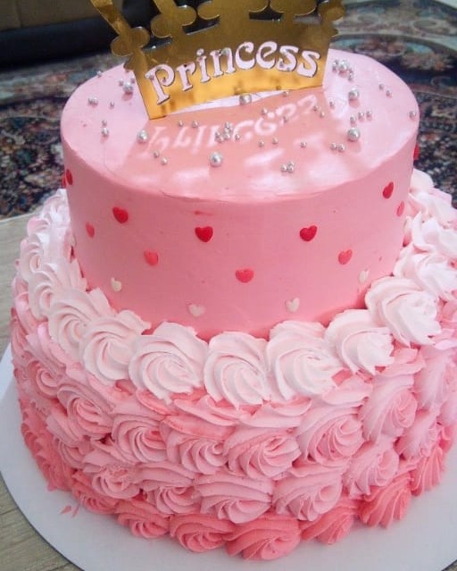 کیک سفارشی تولد