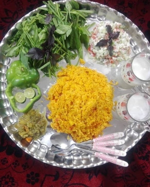 عکس دمی گوجه بامخلفات