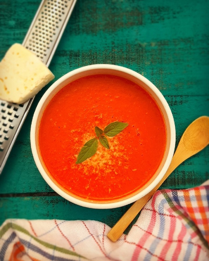 عکس سوپ گوجه فرنگی