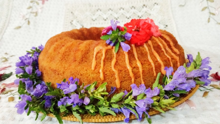 عکس کیک اسفنجی(۴ تخم مرغی)