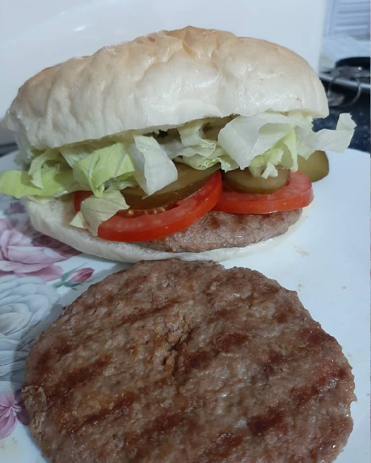 همبرگر خونگی