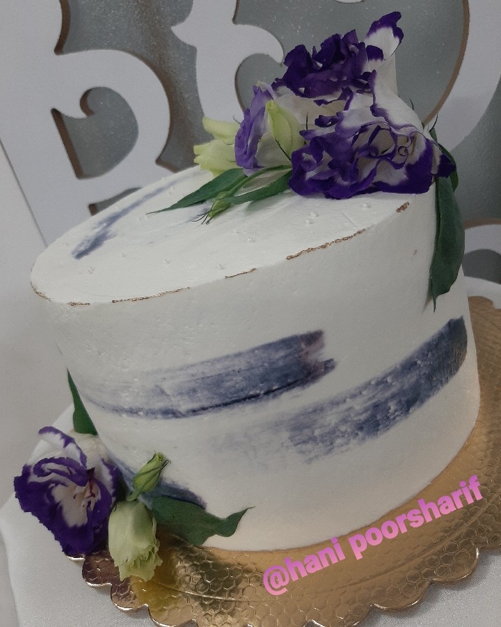 عکس اینم یه کیک جذاب دیگه خودم پز.فیلینگ موزوگردو.