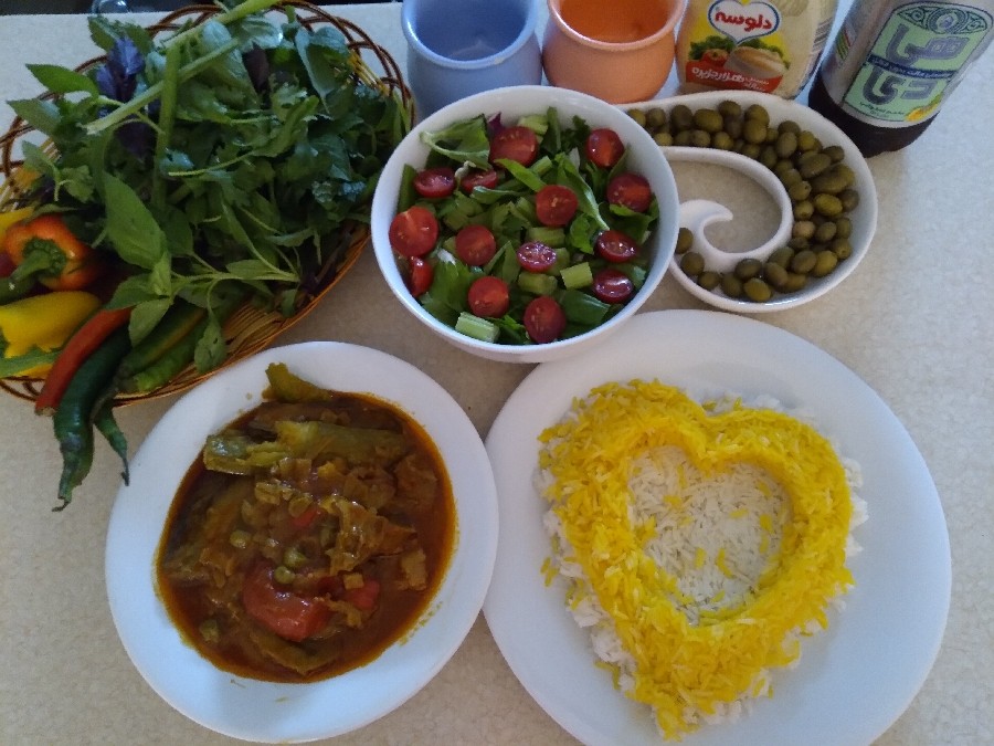 عکس خورش بادمجان غوره