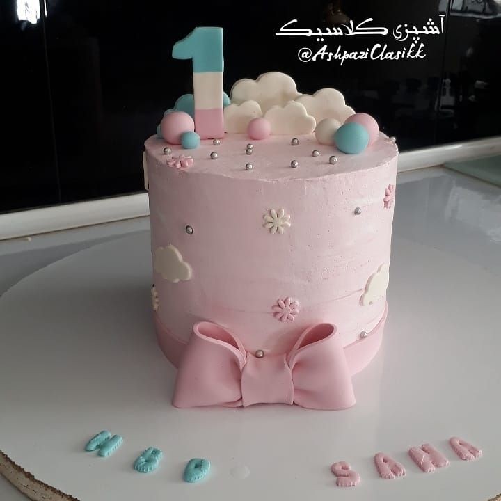 کیک تولد دخترانه
تزیین فوندانت
وزن1.200