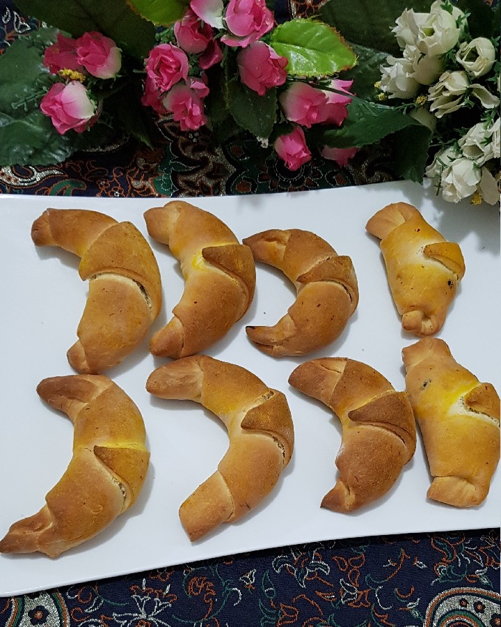 عکس قرار گروهی کروسان