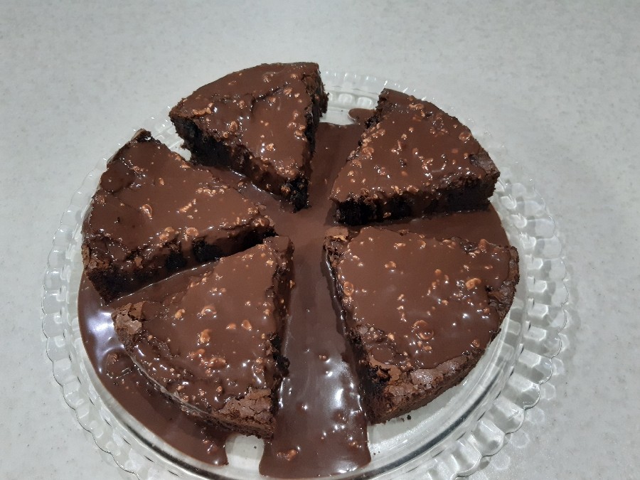 کیک مگا براونی 