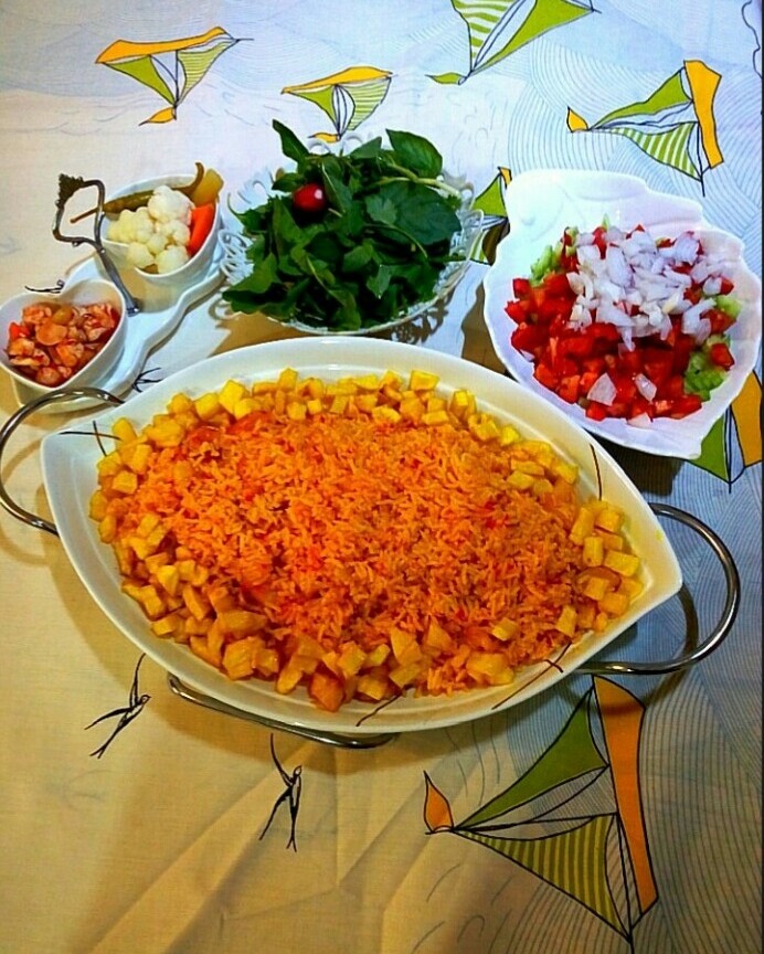 عکس دمی گوجه خوشمزه