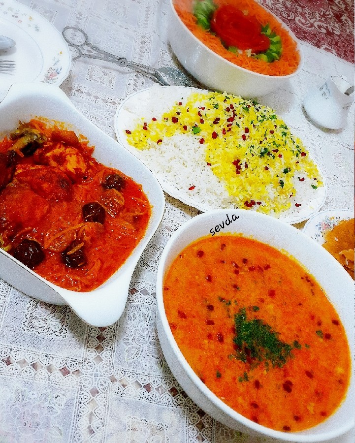 عکس سوپ مجلسی با خورشت هویج وآلو خوشمزززززززه هاا