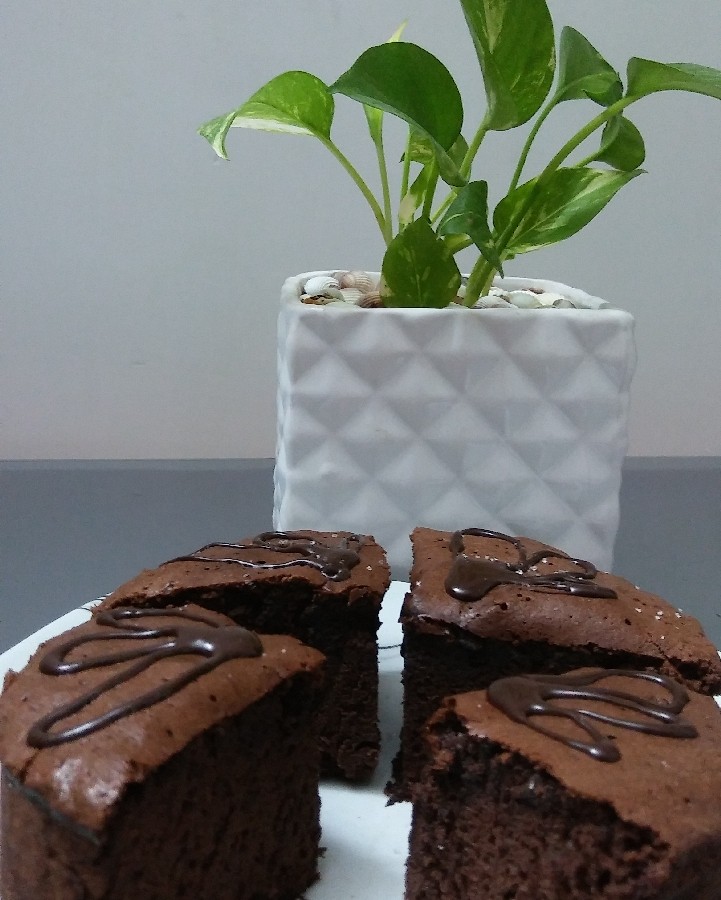 کیک شکلاتی بدون بکینگ پودر