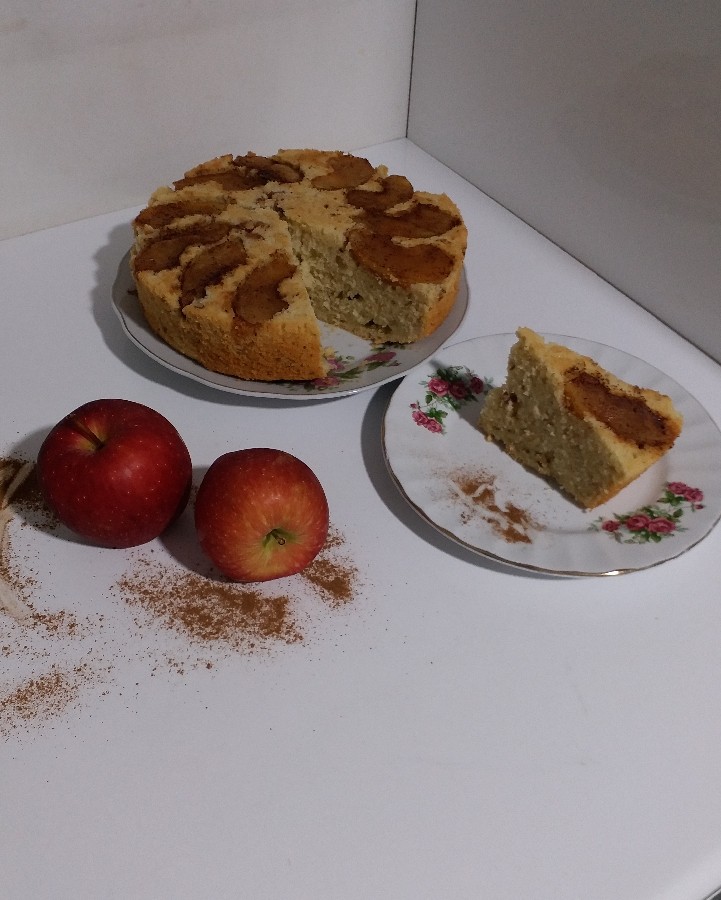 عکس کیک سیب دارچین