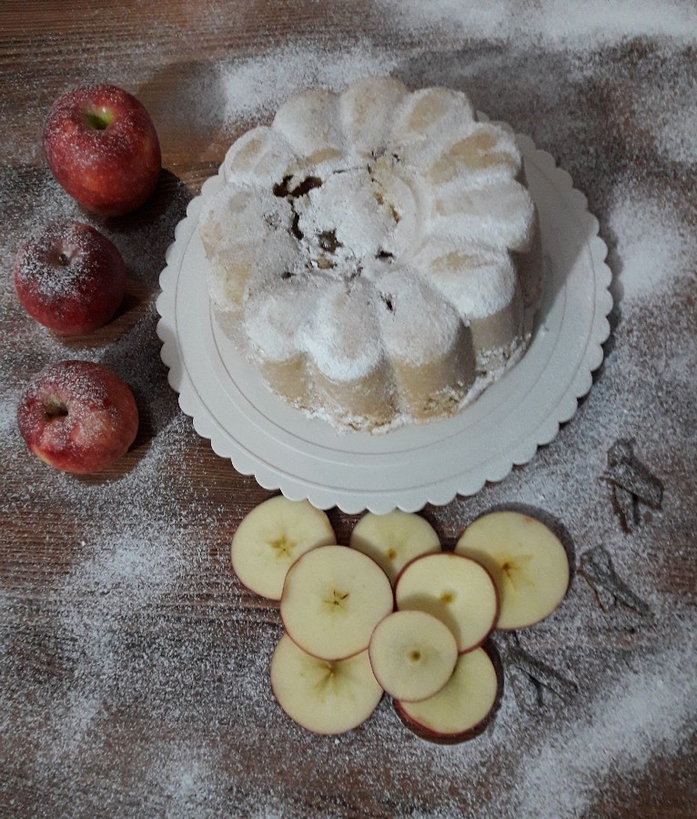 عکس کیک سیب و دارچین....