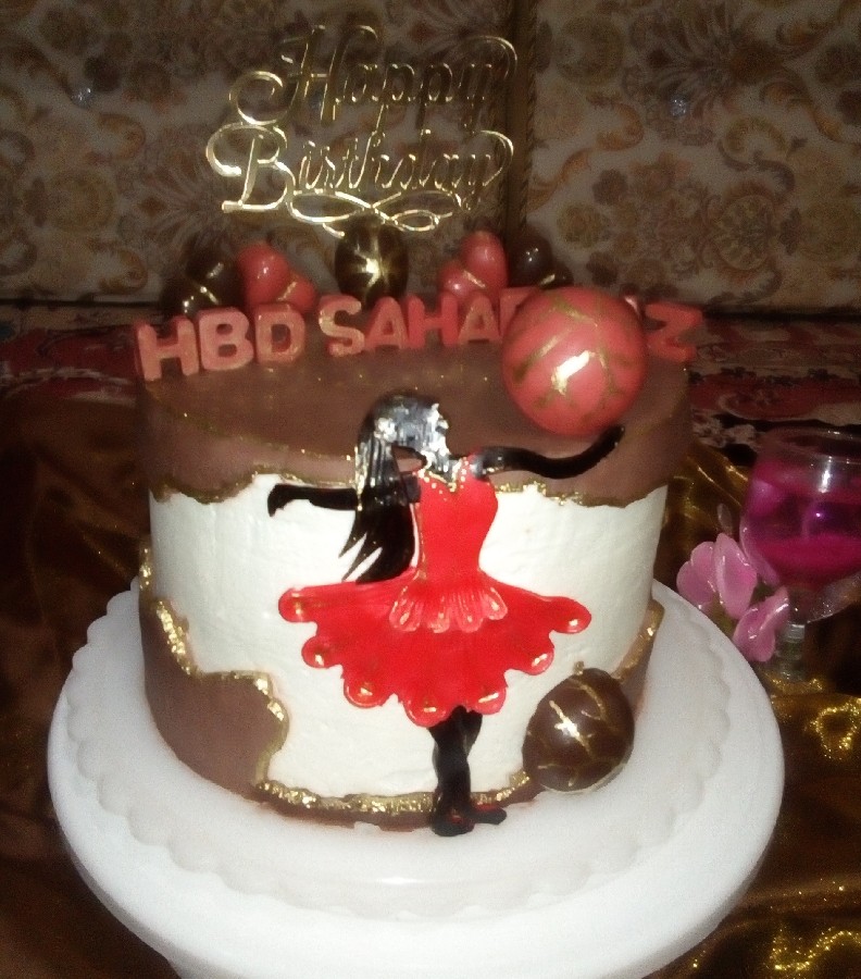 عکس کیک تولد مدرن