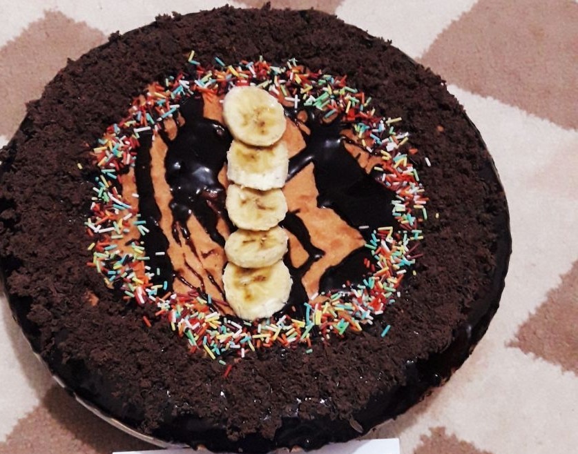 عکس کیک شکلاتی وموزی مامان نگاری جاتون خالی