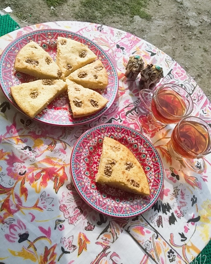 عکس کیک وانیلی گردویی