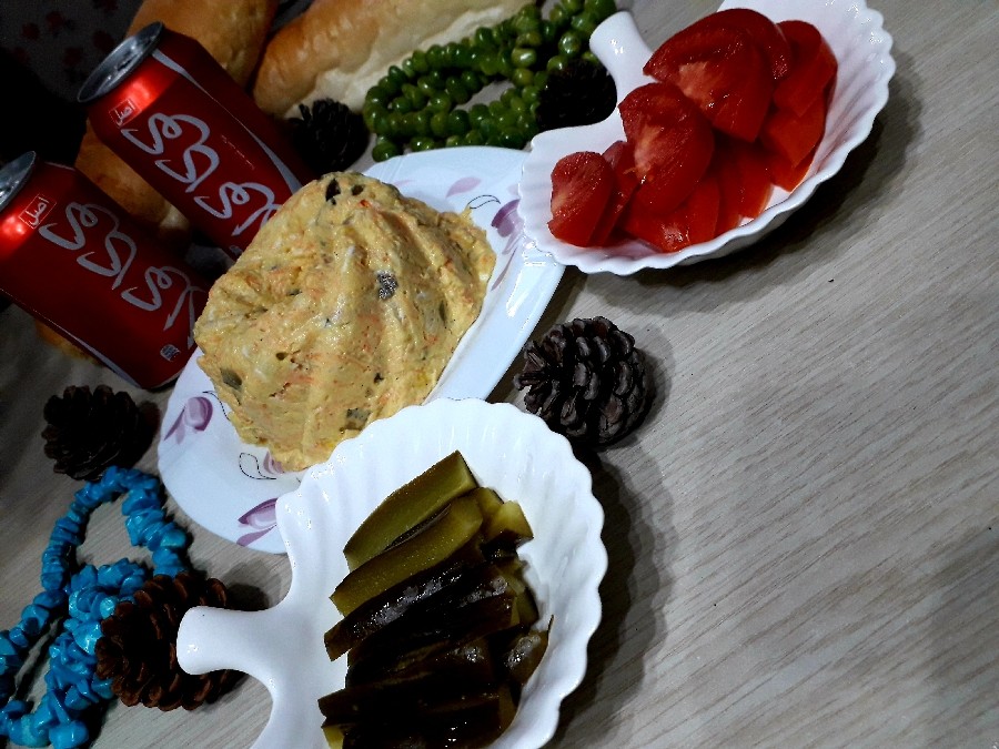 سالاد الویه قرار گروهی قرار دوستانه