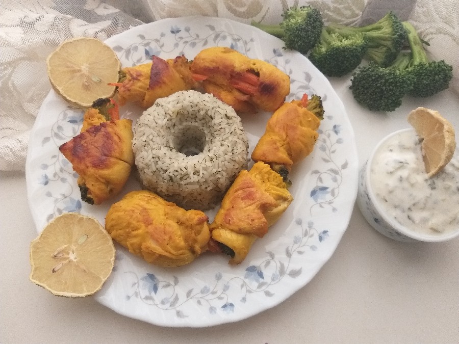 عکس فیله مرغ شکم پر