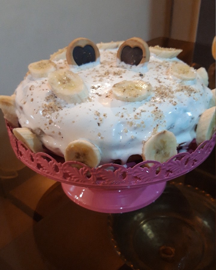 عکس کیک موز و گردو برای تولد همسر جان