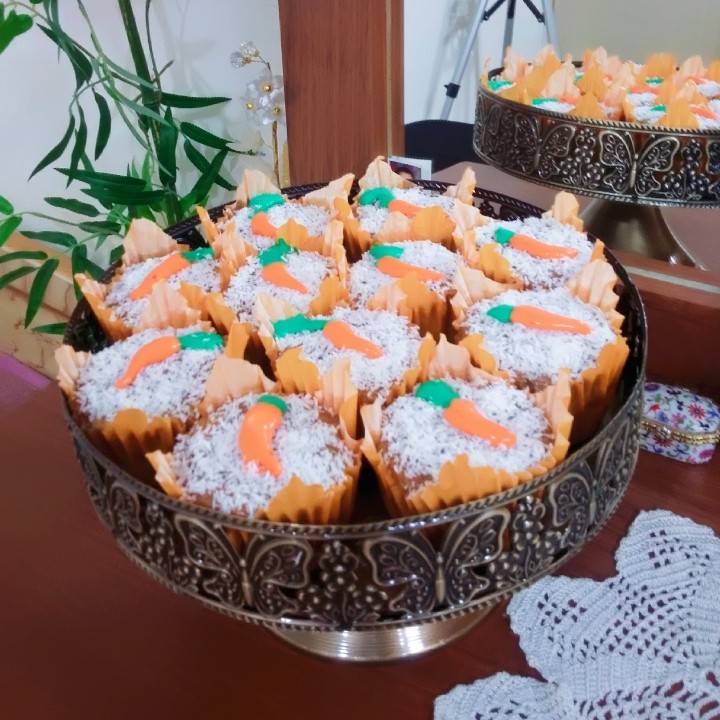 کیک هویج و گردو