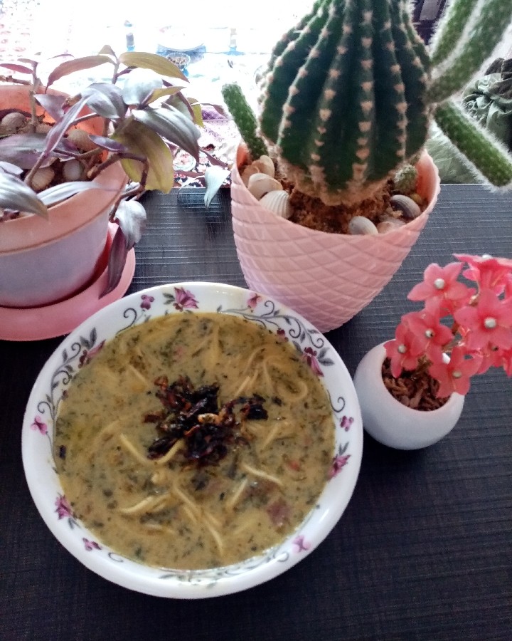 آش رشته بادوستان