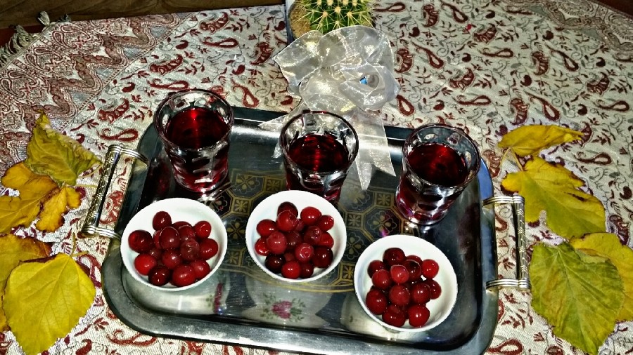 بدون شرح ? لطفا ورق بزنید