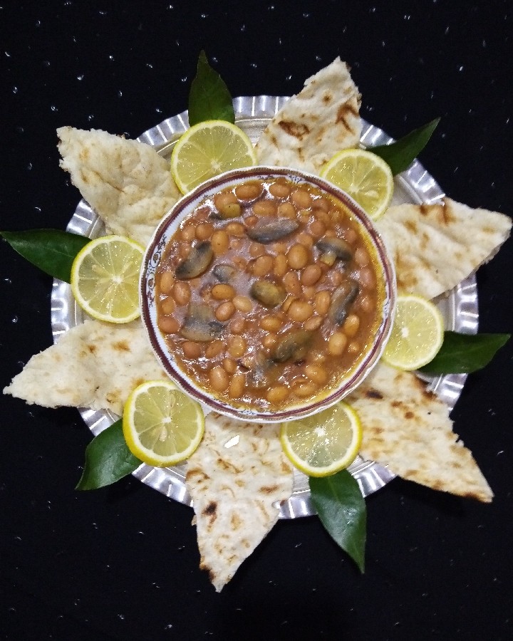 عکس خو‌راک لو‌بیا چیتی با قارچ
