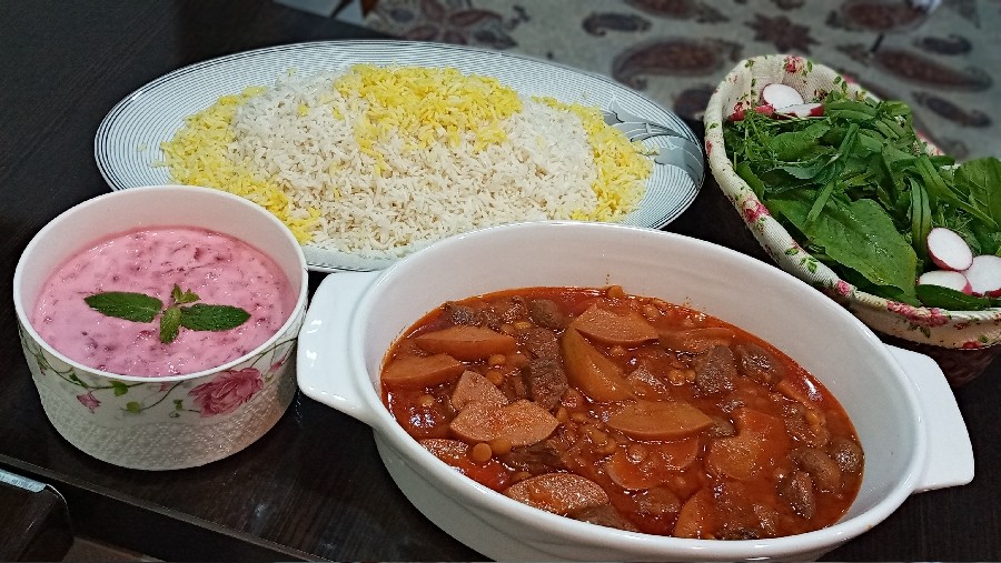 عکس خورش به آلو