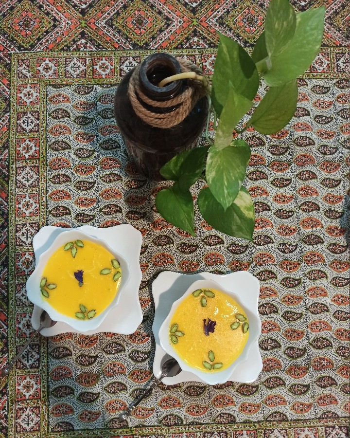 عکس فرنی زعفرونی